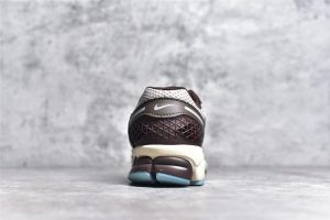 Nike Zoom Vomero 5 Earth Fossil