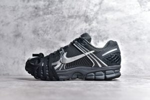 Nike Zoom Vomero 5 special black