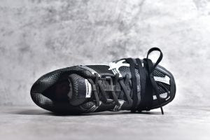 Nike Zoom Vomero 5 special black