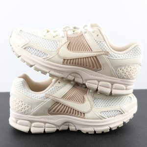 Nike Zoom Vomero 5 Sail Light Orewood Brown